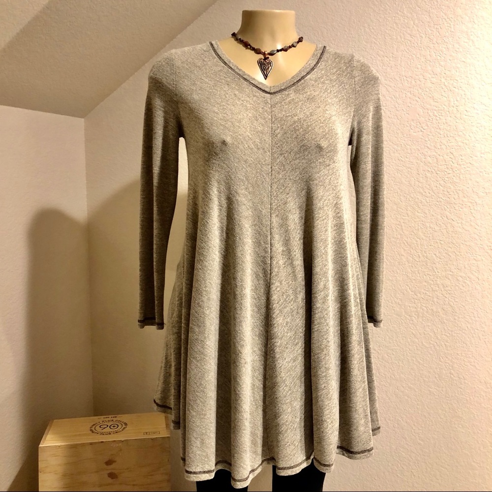 Evelyn Blu Tunic Sweater